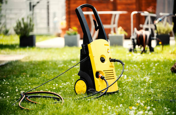 Best Rust Removal  in Hutchinson, MN